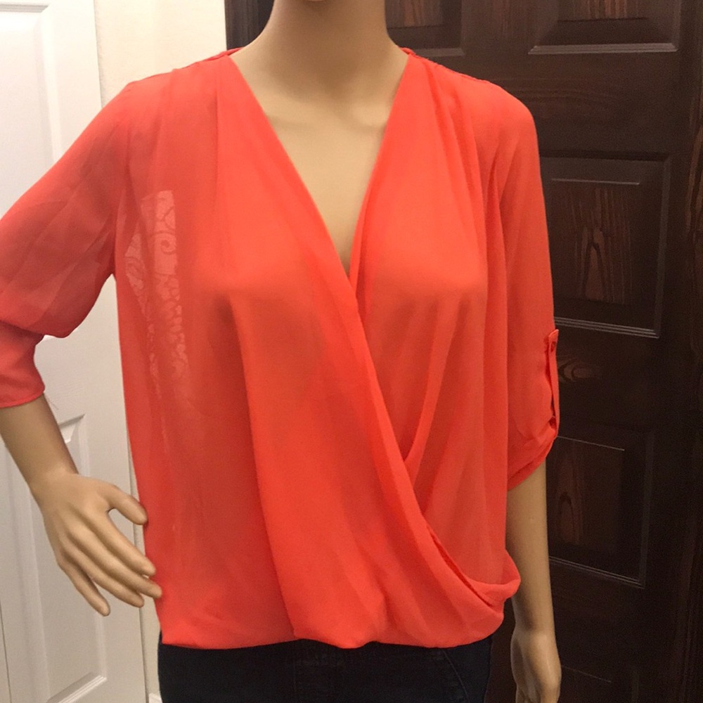 Coral top size XS  BCX  NWOT lace back